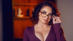 KiKi D’Aire Hosting White Party at AVN Expo